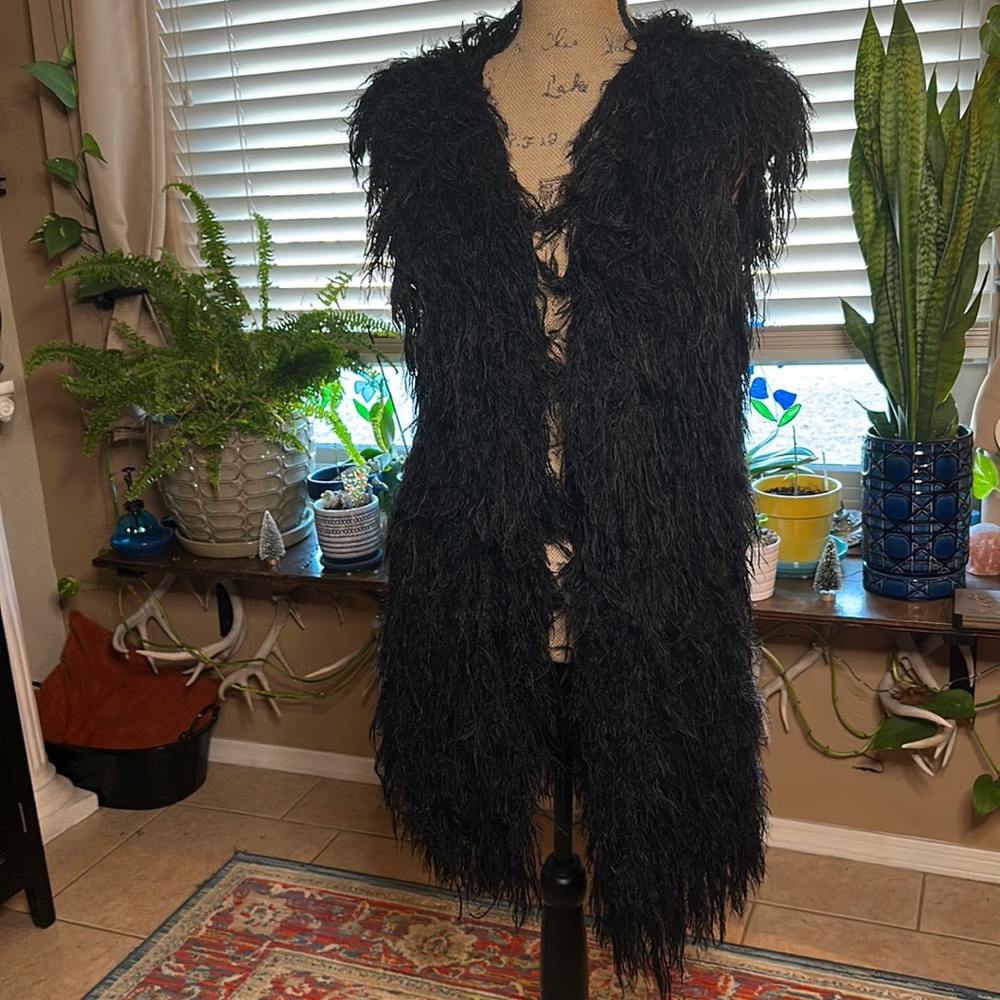 BCBG black shaggy vest, size XL